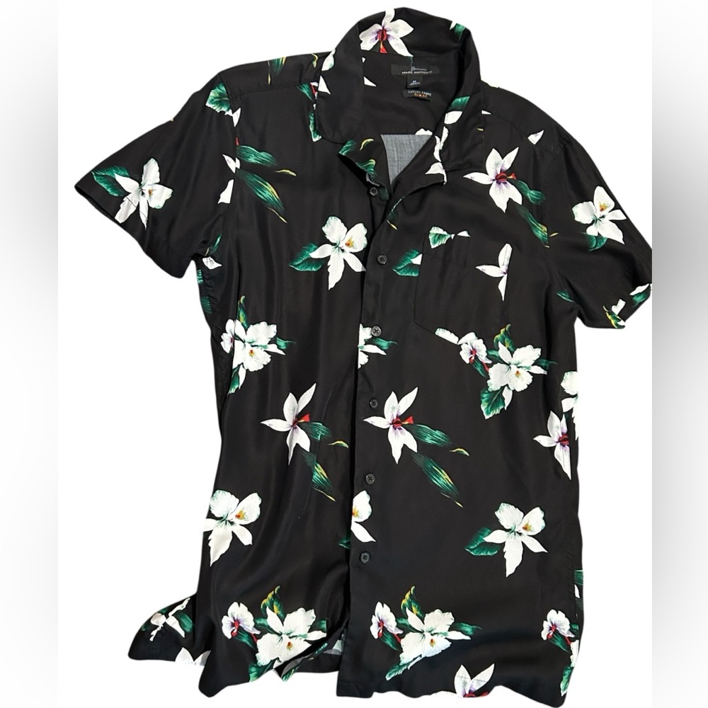 Marc Anthony Black and White Casual Button Down Shirt